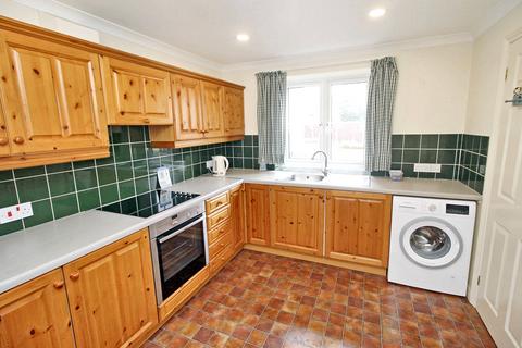 3 bedroom semi-detached house to rent, Holt Road, Thornage NR25