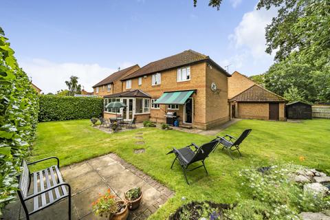 5 bedroom detached house for sale, Dianthus Place, Winkfield Row, Bracknell