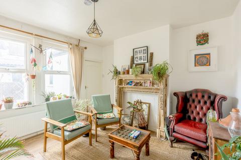 3 bedroom end of terrace house for sale, Bristol BS5