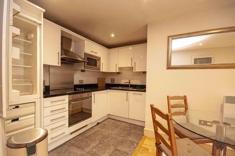 1 bedroom apartment to rent, Long Lane, Bermondsey London SE1 4PD