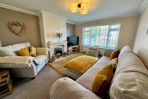 2 bedroom bungalow for sale, Westfield Close, Polegate, East Sussex, BN26