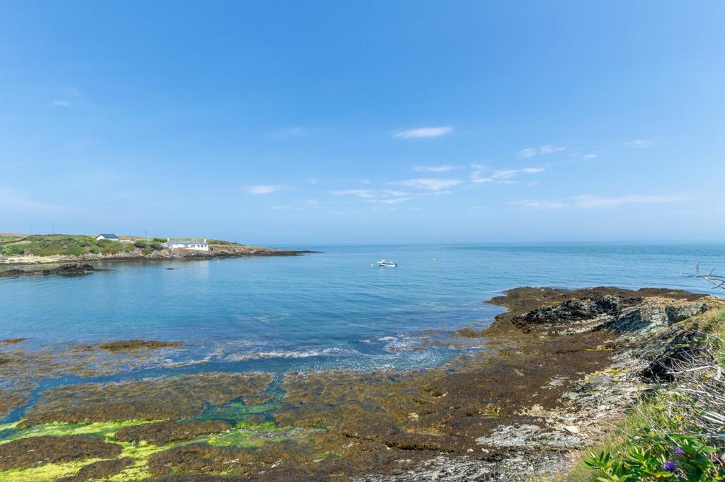 Bull Bay, Isle of Anglesey, LL68 3 bed bungalow for sale £595,000