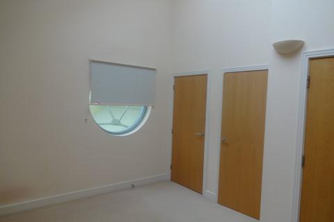 2 bedroom duplex to rent, Surman Street, Worcester WR1