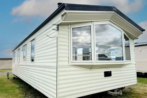 2 bedroom static caravan for sale, North Denes, , The Ravine NR32