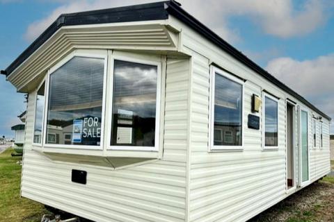 2 bedroom static caravan for sale, North Denes, , The Ravine NR32