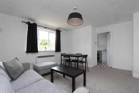 9 Simms Gardens, London, N2 8HT