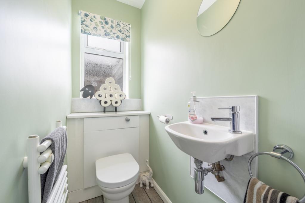 8 Francis Bernard Close (Boston)-27