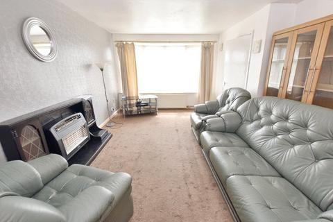 3 bedroom house for sale, Cedar Close, Leeds, West Yorkshire