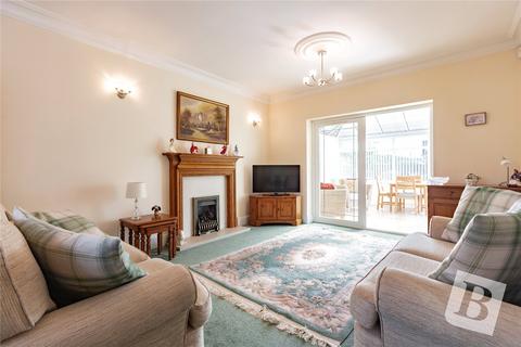 10 Aylett Road, Upminster, RM14 2UX