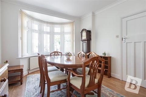 10 Aylett Road, Upminster, RM14 2UX