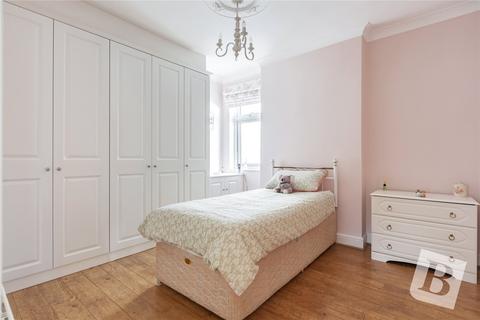10 Aylett Road, Upminster, RM14 2UX