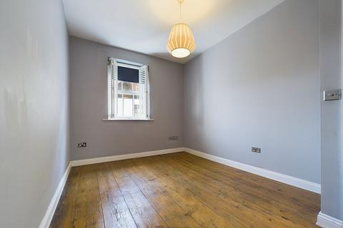 2 bedroom mews for sale, Regent Place, Southsea, PO5