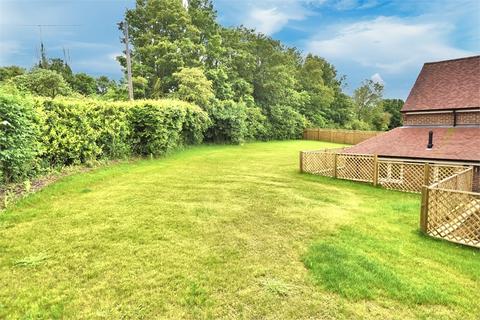 5 bedroom detached house for sale, North End Road, Quainton, Buckinghamshire.