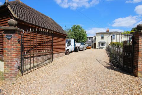 3 bedroom semi-detached house for sale, Farm Cottages, Emsworth Road, Havant