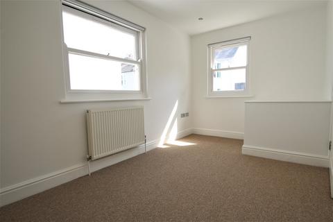 2 bedroom end of terrace house to rent, Clyde Road, Brighton, BN1