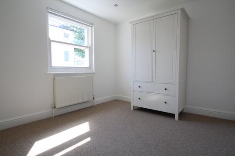 2 bedroom end of terrace house to rent, Clyde Road, Brighton, BN1