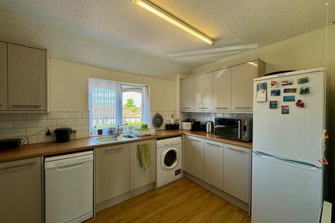 2 bedroom retirement property for sale, Marshalls Court, Newbury RG14