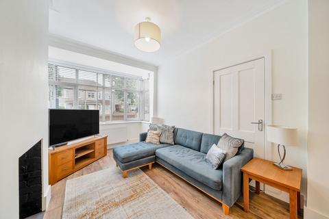 206 Chipstead Valley Road, Coulsdon, CR5 3BH