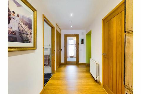 2 Jordan Croft, Lichfield, WS13 8PN