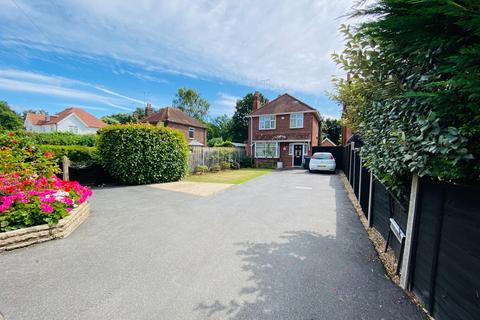 3 bedroom detached house for sale, HORSELL