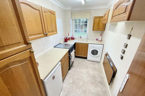 1 bedroom flat for sale, Rockcliffe, Westoe, South Shields, Tyne and Wear, NE33 3JH