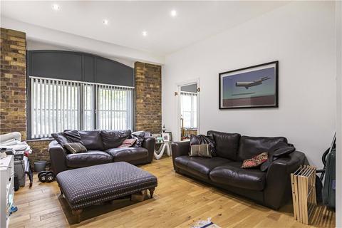 2 bedroom apartment for sale, Telfords Yard, London, E1W