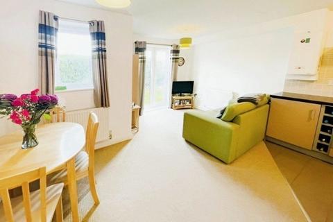 2 bedroom flat to rent, Murrayfield House, 8, Twickenham Close, Swindon, SN3 3FN