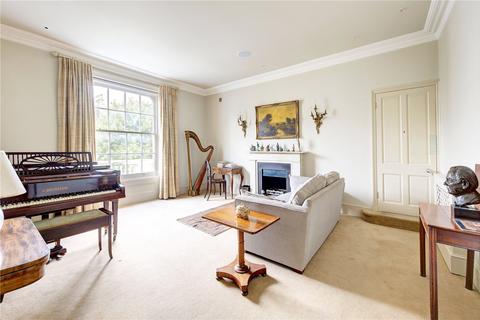 3 bedroom apartment for sale, Holland Park, London, W11