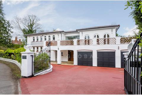 4 bedroom detached house for sale, Totteridge Village, London, N20