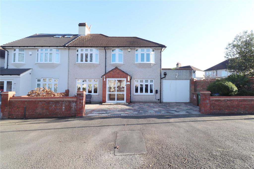 Stapleton Road, Bexleyheath, Kent, DA7 4 bed semi-detached house - £600,000