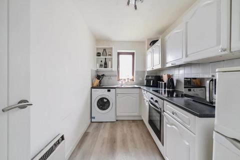 1 bedroom flat for sale, High Wycombe,  Buckinghamshire,  HP13