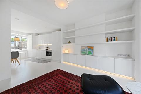 Studio to rent, Kensington Church Street, Kensington, London, W8