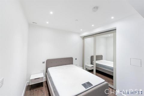 Studio to rent, Goodman‘s Field, Leman Street, London, E1