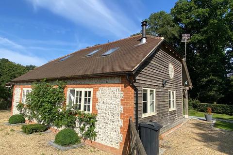 2 bedroom detached house to rent, Froxfield, Petersfield, Hampshire, GU32