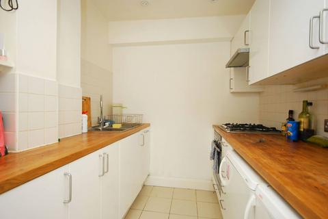 2 bedroom flat to rent, St Peter's Street, Angel, London, N1