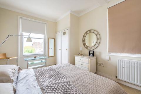 2 bedroom flat for sale, Airlie Gardens, Notting Hill, London, W8