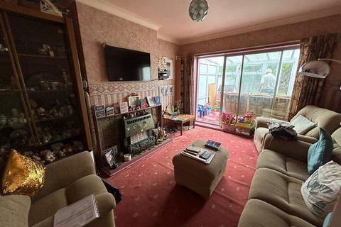 3 bedroom semi-detached house for sale, Cecil Avenue, Gillingham, Kent