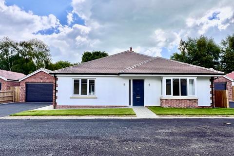 3 bedroom detached bungalow for sale, Woodland Walk, Thorpe Road, Kirby Cross, CO13