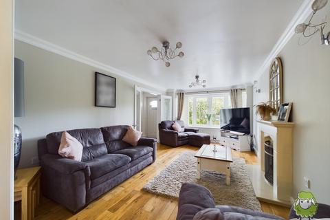 4 bedroom detached house for sale, 4 Kings Stand, Mansfield