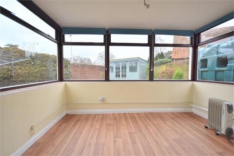 2 bedroom detached bungalow to rent, Old Vicarage Park, NARBOROUGH PE32
