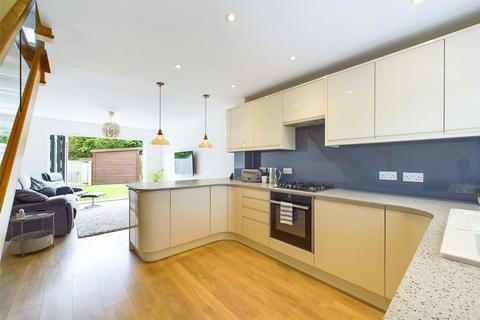 2 bedroom end of terrace house for sale, Le Patourel Close, Christchurch, Dorset, BH23