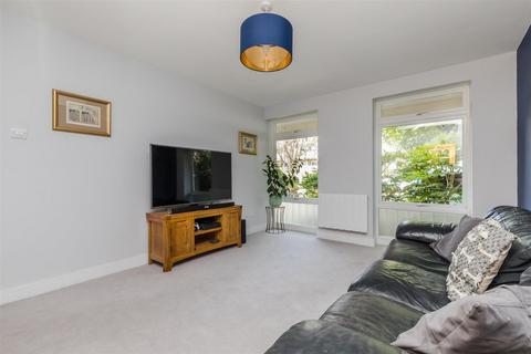 2 bedroom apartment for sale, Eaton Gardens, Hove