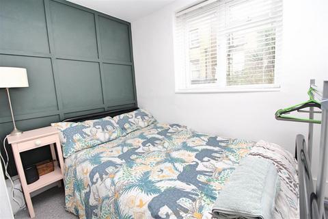 2 bedroom flat for sale, Lansdowne Street, Hove