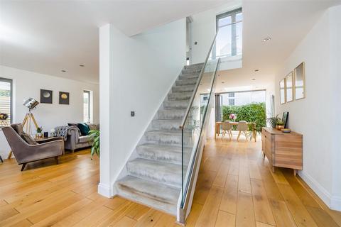 5 bedroom detached house for sale, Tivoli Crescent North, Brighton