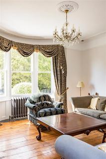17 Hanover Crescent, Brighton, BN2 9SB