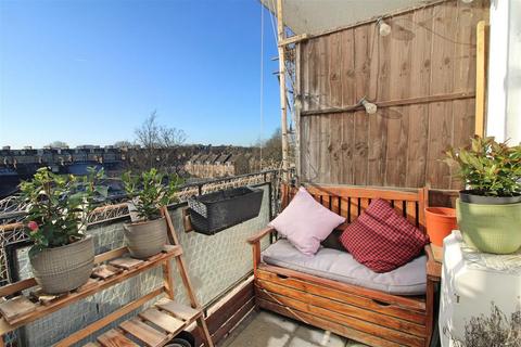 2 bedroom apartment for sale, Wilbury Avenue, Hove