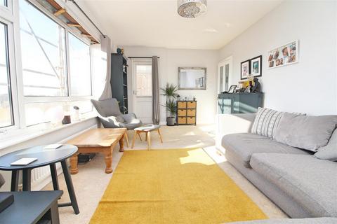 2 bedroom apartment for sale, Wilbury Avenue, Hove