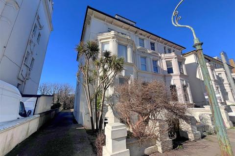 1 bedroom flat for sale, St Aubyns, Hove