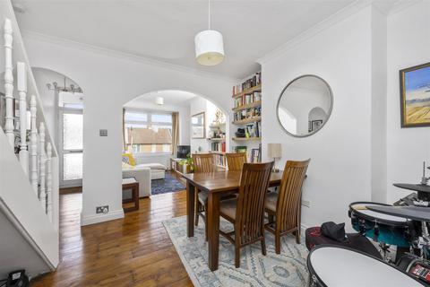 30 Kimberley Road, Brighton, BN2 4EP