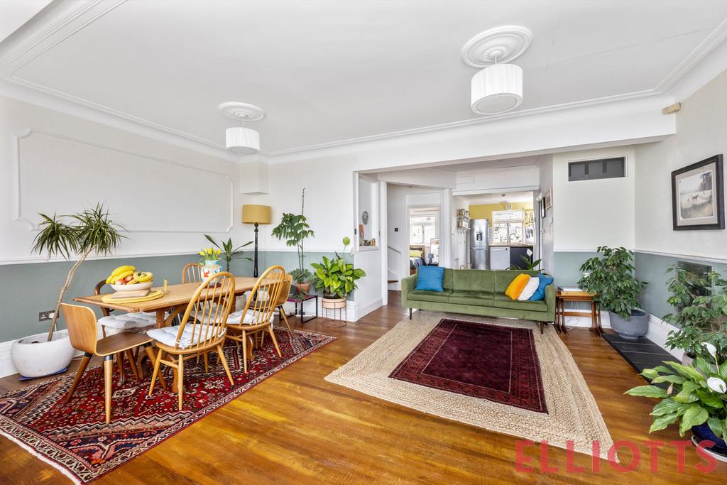 Apartment in Brighton, Brunswick - View 2